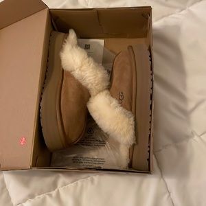 UGG Disquette Women’s 6